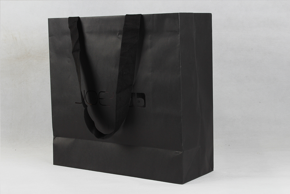 高檔商務型銅版服裝紙袋定制 高檔商務型銅版服裝紙袋定制